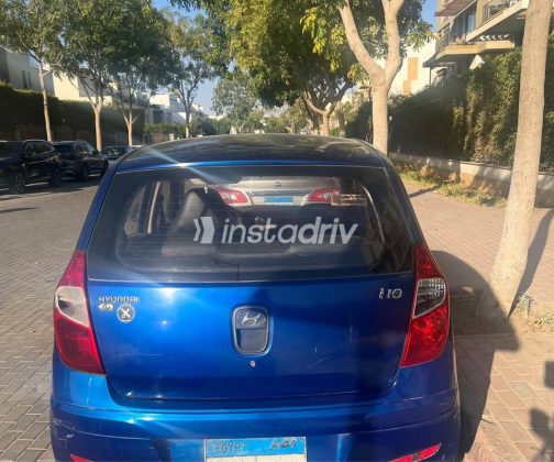 Hyundai I10 2013 Blue Automatic Used for Sale in Greater Cairo ( Cairo + Giza) - 3