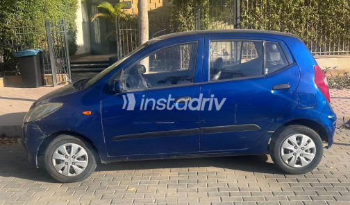 Hyundai I10 2013 Blue Automatic Used for Sale in Greater Cairo ( Cairo + Giza) - 4