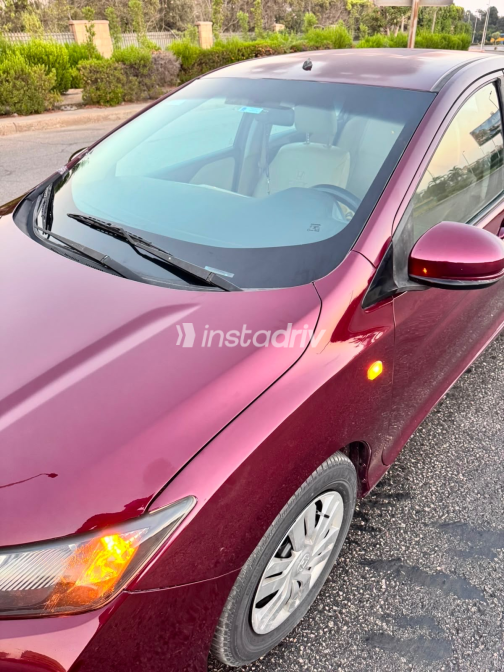 Honda City 2016 White Automatic Used for Sale in Greater Cairo ( Cairo + Giza) - 9
