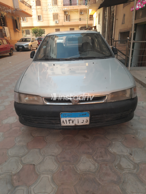 Mitsubishi Lancer 1994 Silver Manual Used for Sale in Greater Cairo ( Cairo + Giza) - 8