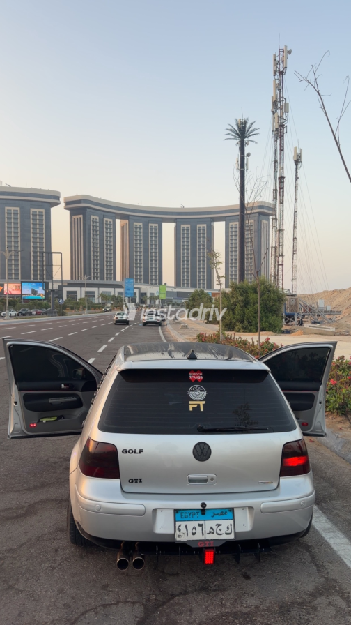 Volkswagen Golf 2001 Silver Automatic Used for Sale in Greater Cairo ( Cairo + Giza) - 3