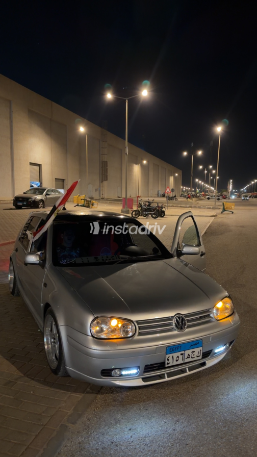 Volkswagen Golf 2001 Silver Automatic Used for Sale in Greater Cairo ( Cairo + Giza) - 9