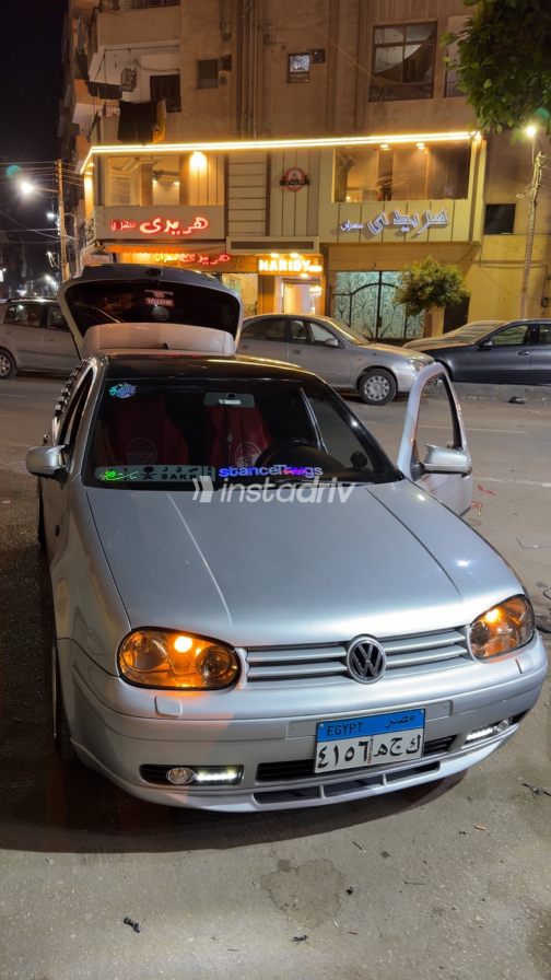Volkswagen Golf 2001 Silver Automatic Used for Sale in Greater Cairo ( Cairo + Giza) - 10