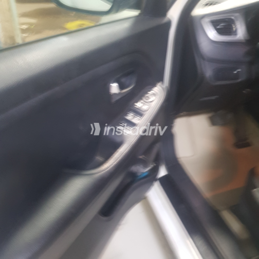 Kia Carens 2017 White Automatic Used for Sale in Greater Cairo ( Cairo + Giza) - 10