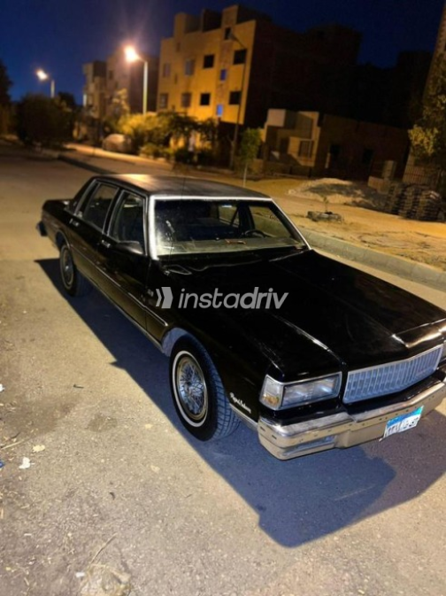 شيفروليه كابرس 1987 أسود أوتوماتيك مستعملة للبيع في 6 أكتوبر - 2