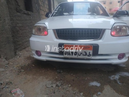 Hyundai Verna 2016 White Automatic Used for Sale in Greater Cairo ( Cairo + Giza) - 2