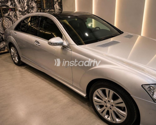 Mercedes S 350 2009 Silver Automatic Used for Sale in Cairo - 4