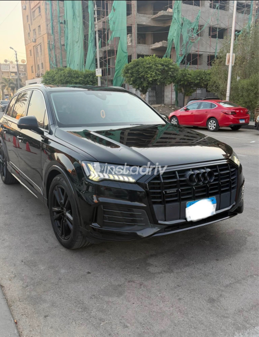 اودي Q7 2022 أسود أوتوماتيك مستعملة للبيع في القاهرة الكبرى ( القاهرة - الجيزة) - 2