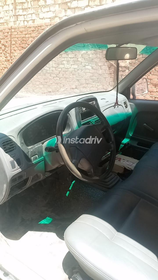 Nissan Pick up 2012 White Manual Used for Sale in Greater Cairo ( Cairo + Giza) - 6