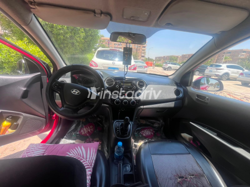 Hyundai I10 2016 Red Automatic Used for Sale in Greater Cairo ( Cairo + Giza) - 3