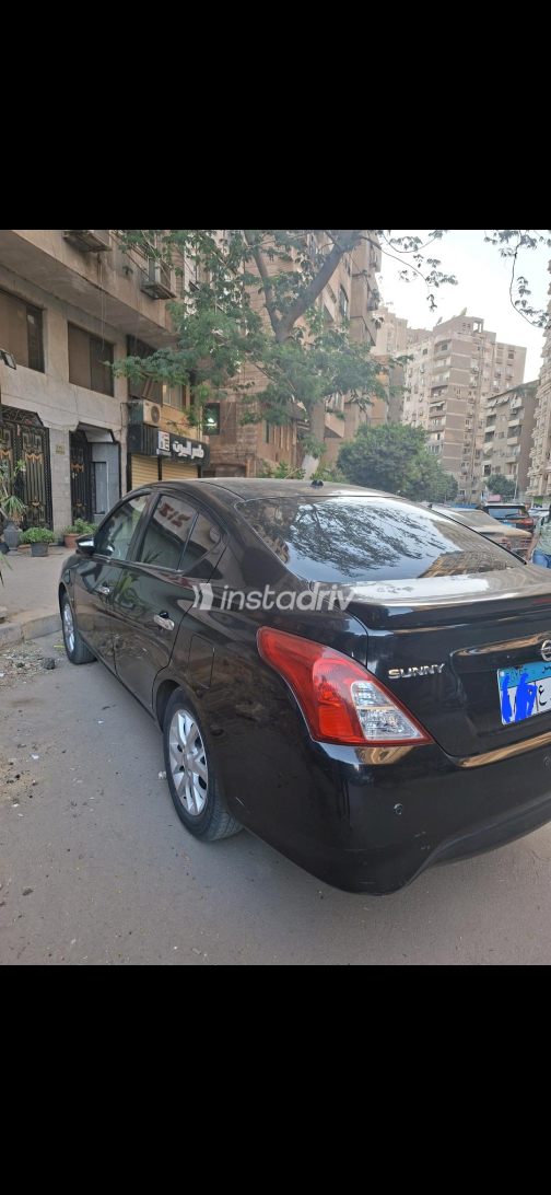 Nissan Sunny 2022 Black Automatic Used for Sale in Greater Cairo ( Cairo + Giza) - 5