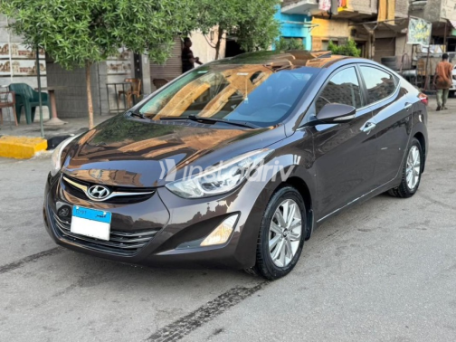 Hyundai Elantra MD 2016 Brown Automatic Used for Sale in Giza - 2