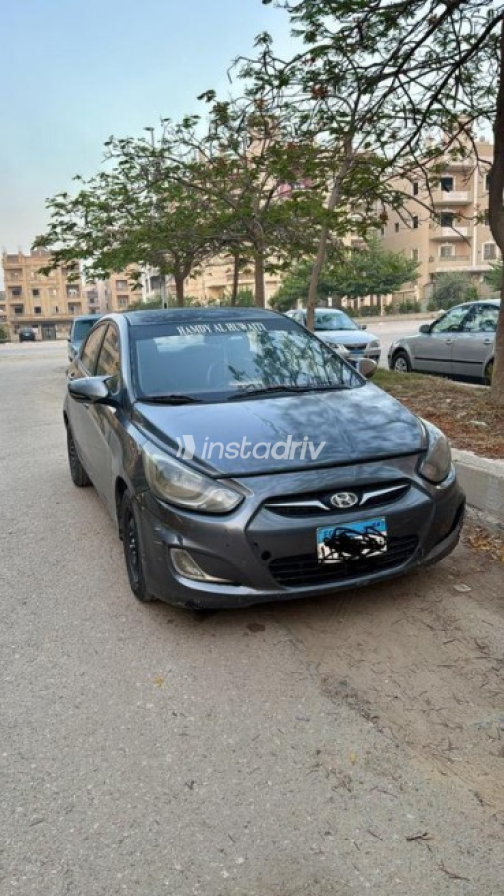 Hyundai Accent RB 2012 Mocha Automatic Used for Sale in Cairo - 1