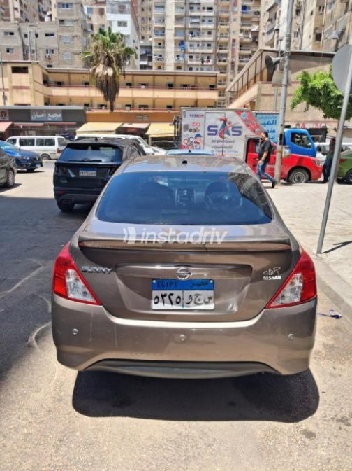 Nissan Sunny 2022 White Automatic Used for Sale in Greater Cairo ( Cairo + Giza) - 4