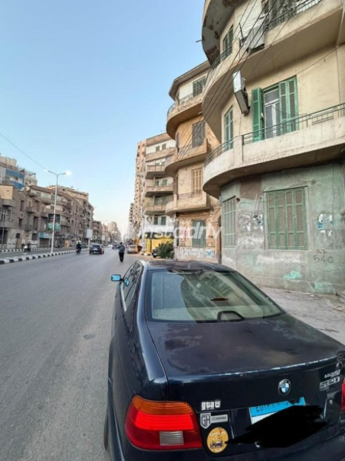 بي ام دبليو 520 2003 أزرق غامق أوتوماتيك مستعملة للبيع في طنطا - 7