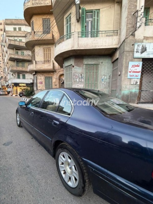 بي ام دبليو 520 2003 أزرق غامق أوتوماتيك مستعملة للبيع في طنطا - 8