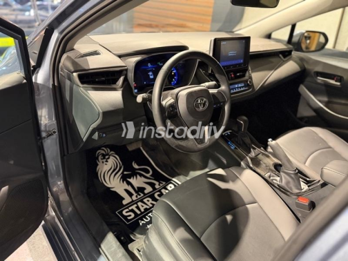 Toyota Corolla 2025 Gray Automatic Used for Sale in Sheikh Zayed City - 8