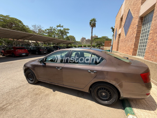 Skoda Octavia 2015 Brown Automatic Used for Sale in Greater Cairo ( Cairo + Giza) - 4