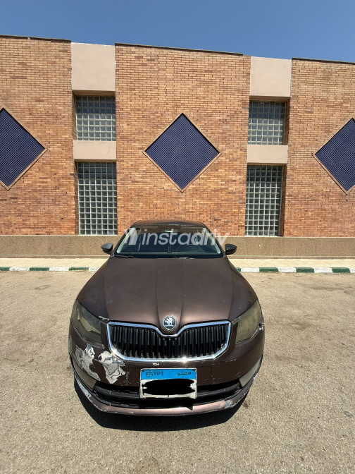 Skoda Octavia 2015 Brown Automatic Used for Sale in Greater Cairo ( Cairo + Giza) - 5