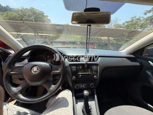 Skoda Octavia 2015 Brown Automatic Used for Sale in Greater Cairo ( Cairo + Giza) - 8
