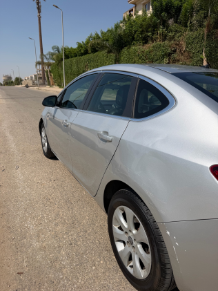 اوبل أسترا 2019 فضي أوتوماتيك مستعملة للبيع في القاهرة الكبرى ( القاهرة - الجيزة)