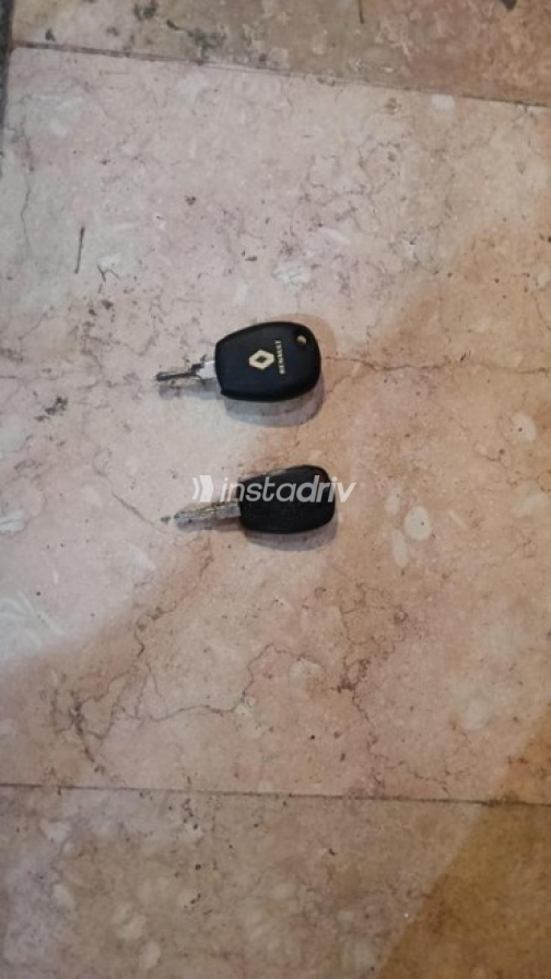 Renault Logan 2013 Red Automatic Used for Sale in Alexandria - 6