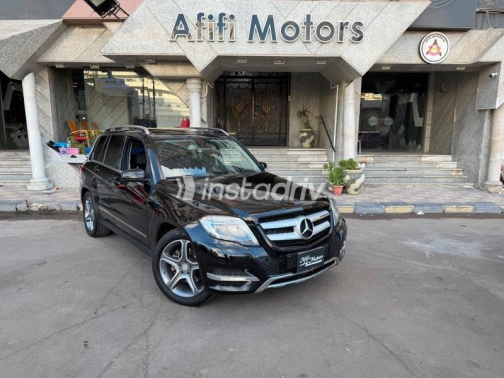 مرسيدس GLK 250 2015 أسود أوتوماتيك مستعملة للبيع في القاهرة - 2