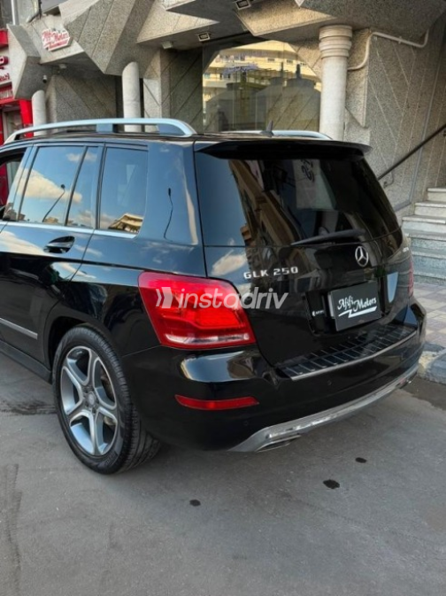 مرسيدس GLK 250 2015 أسود أوتوماتيك مستعملة للبيع في القاهرة - 5