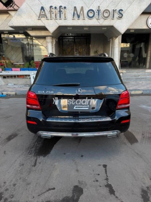 مرسيدس GLK 250 2015 أسود أوتوماتيك مستعملة للبيع في القاهرة - 8