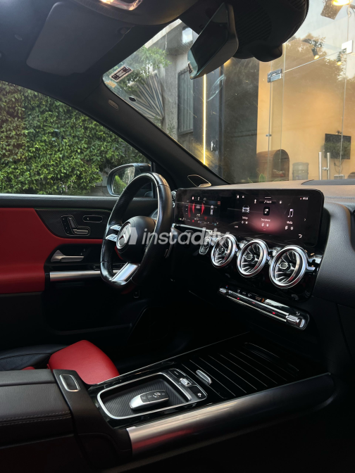 Mercedes GLA 200 2024 Black Automatic Used for Sale in Greater Cairo ( Cairo + Giza) - 3