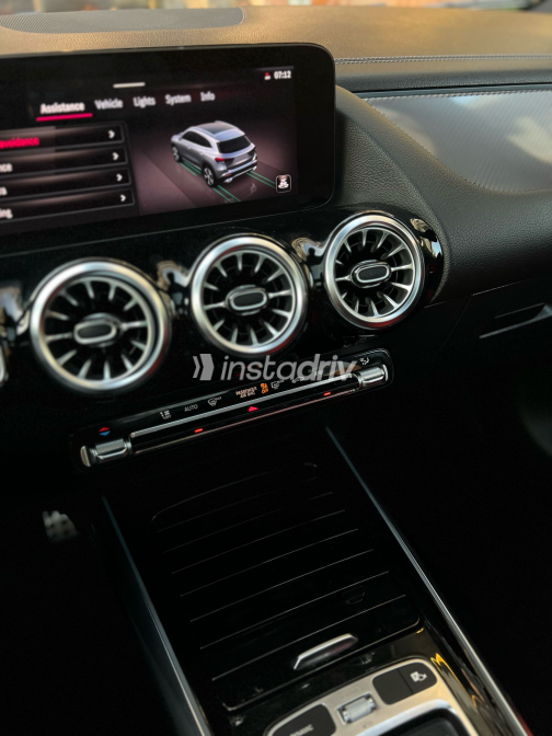 Mercedes GLA 200 2024 Black Automatic Used for Sale in Greater Cairo ( Cairo + Giza) - 6