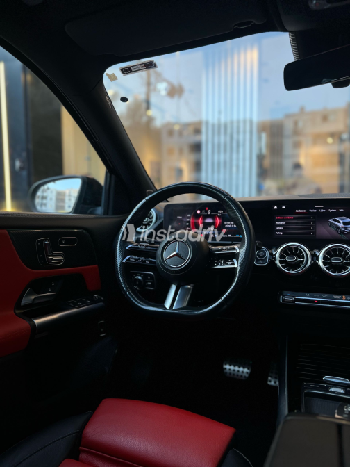 Mercedes GLA 200 2024 Black Automatic Used for Sale in Greater Cairo ( Cairo + Giza) - 9