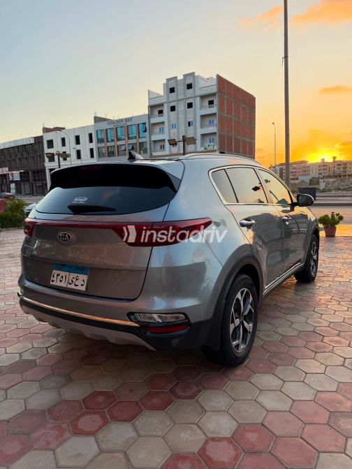 Kia Sportage 2021 Dark Gray Automatic Used for Sale in Greater Cairo ( Cairo + Giza) - 5