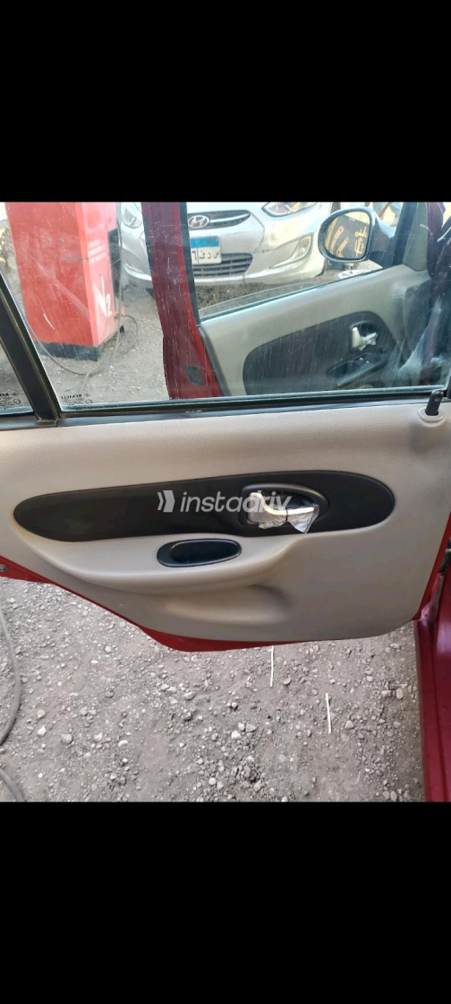 Renault Symbol 2009 Red Automatic Used for Sale in Greater Cairo ( Cairo + Giza) - 3