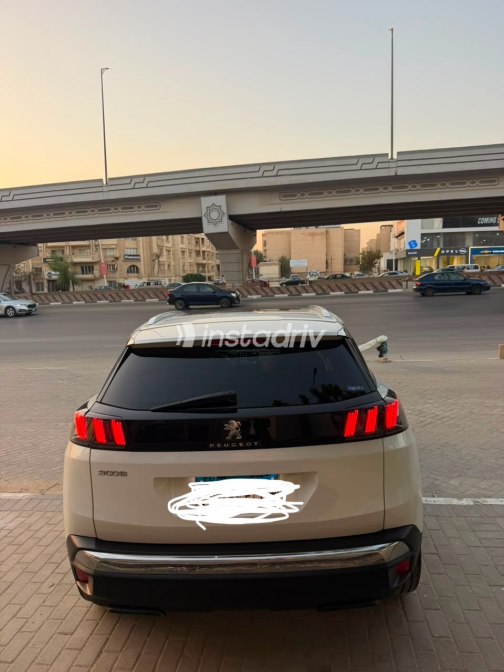 Peugeot 3008 2021 White Automatic Used for Sale in Greater Cairo ( Cairo + Giza) - 7