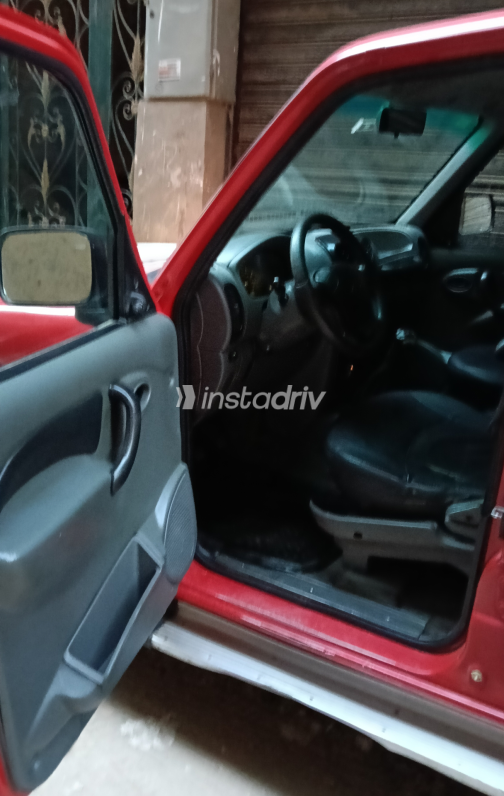 Mahindra Scorpio 2009 Red Manual Used for Sale in Greater Cairo ( Cairo + Giza) - 3