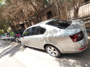 سكودا اوكتافيا A7 2015 فضي أوتوماتيك مستعملة للبيع في القاهرة الكبرى ( القاهرة - الجيزة)