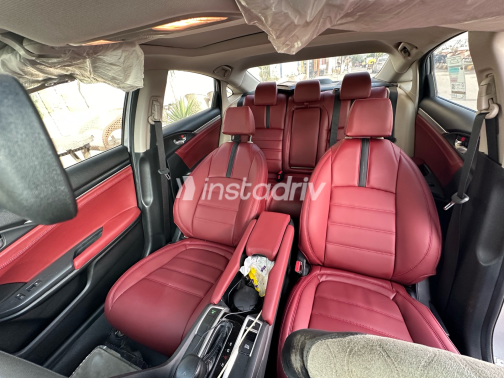 Honda Civic 2020 Silver Automatic Used for Sale in Greater Cairo ( Cairo + Giza) - 10