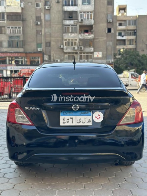 Nissan Sunny 2019 Black Automatic Used for Sale in Nasr city - 6