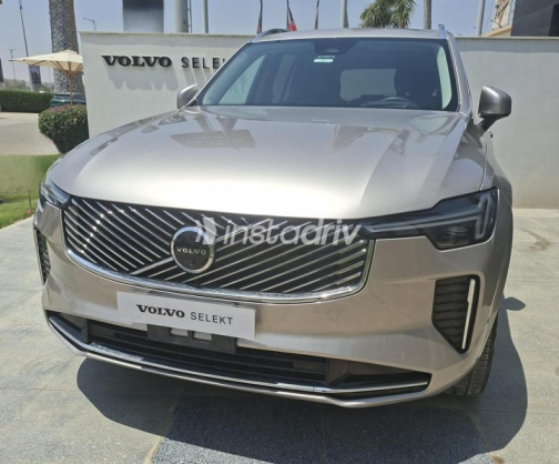 فولفو XC90 2025 ذهبي أوتوماتيك مستعملة للبيع في القاهرة الكبرى ( القاهرة - الجيزة) - 9