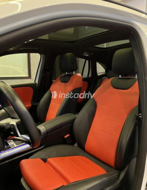 Mercedes GLA 200 2024 White Automatic Used for Sale in Nasr city - 3