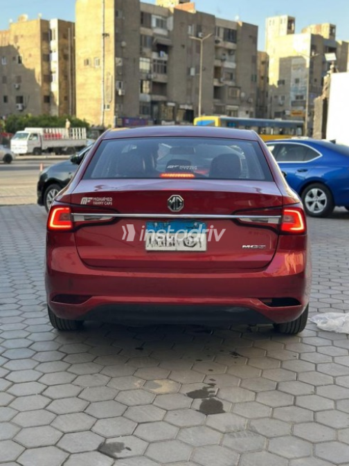 MG 5 2022 Dark Red Automatic Used for Sale in Nasr city - 6