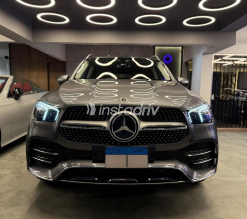 Mercedes GLE 450 2023 Gray Automatic Used for Sale in Heliopolis - 3
