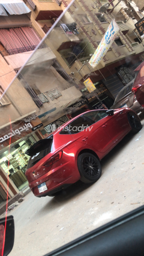 Seat Leon 2019 White Automatic Used for Sale in Greater Cairo ( Cairo + Giza) - 1