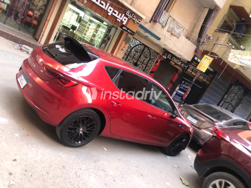 Seat Leon 2019 White Automatic Used for Sale in Greater Cairo ( Cairo + Giza) - 4