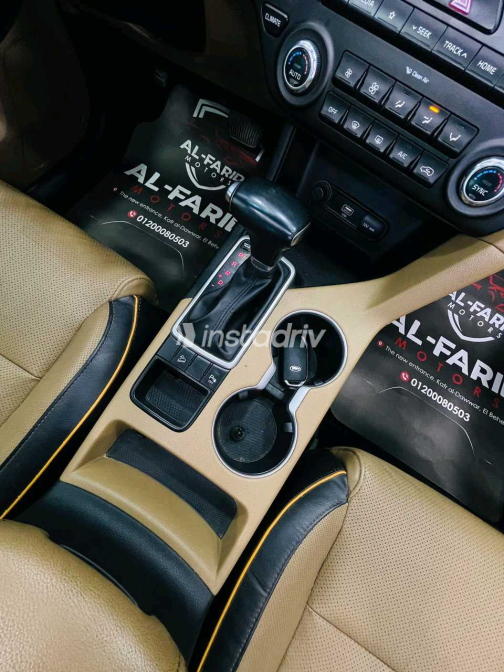 Kia Sportage 2020 Gray Automatic Used for Sale in Greater Cairo ( Cairo + Giza) - 7