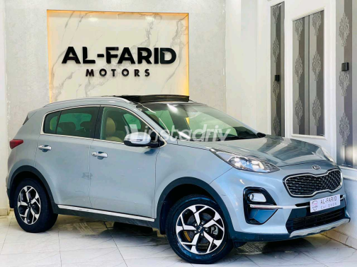 Kia Sportage 2020 Gray Automatic Used for Sale in Greater Cairo ( Cairo + Giza) - 8