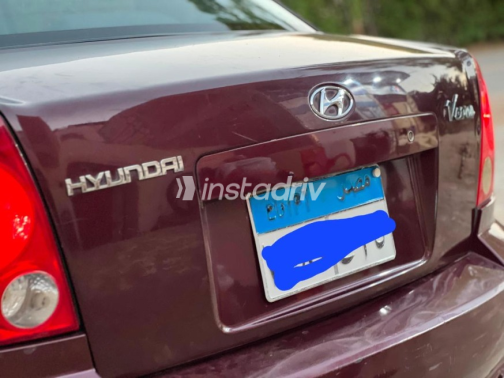Hyundai Verna 2017 Dark Red Automatic Used for Sale in Alexandria - 3