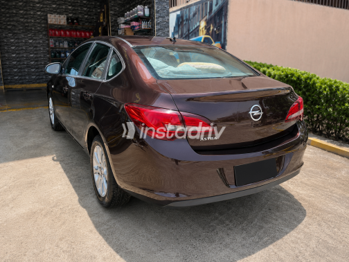 Opel Astra 2017 Brown Automatic Used for Sale in Greater Cairo ( Cairo + Giza) - 2