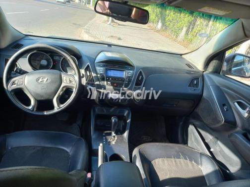 هيونداي IX 35 2015 موكا أوتوماتيك مستعملة للبيع في الإسكندرية - 3